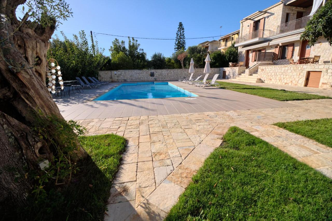 Zefiros Luxury Apartments Sívota Dış mekan fotoğraf