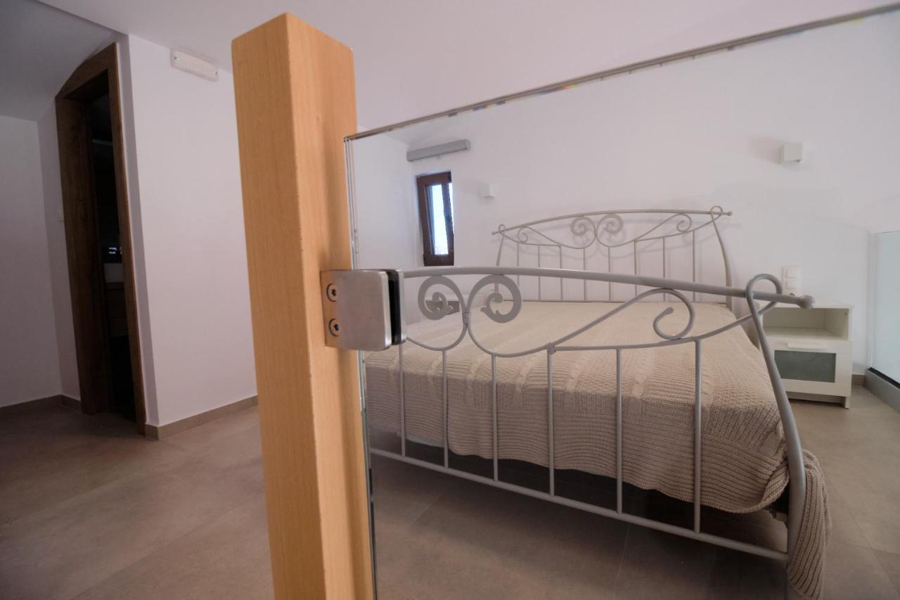 Zefiros Luxury Apartments Sívota Dış mekan fotoğraf