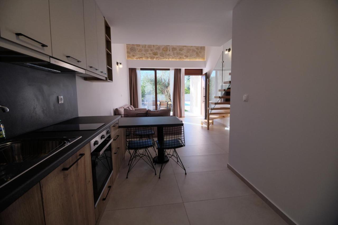 Zefiros Luxury Apartments Sívota Dış mekan fotoğraf