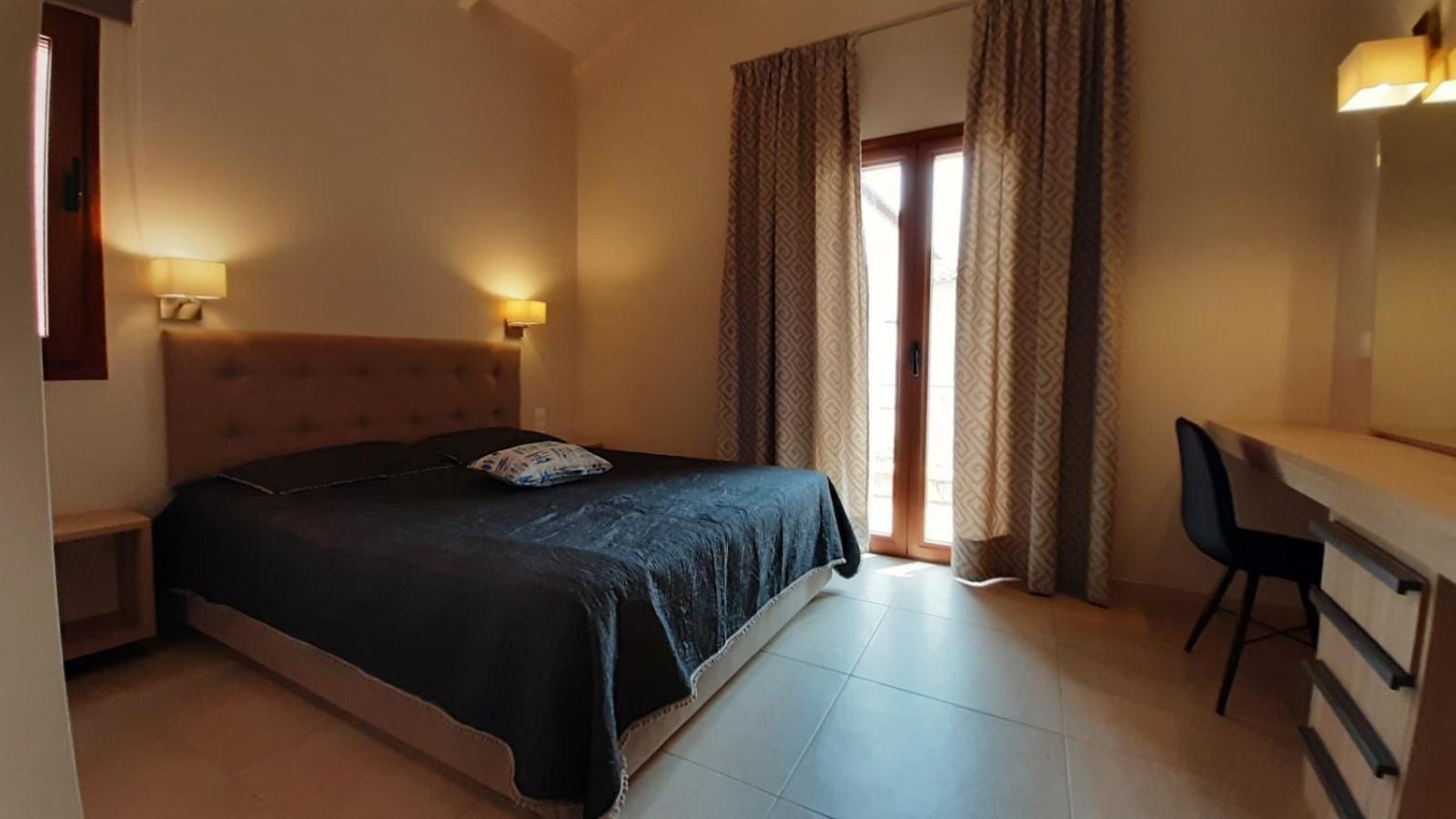 Zefiros Luxury Apartments Sívota Dış mekan fotoğraf