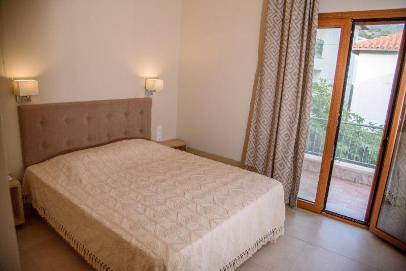 Zefiros Luxury Apartments Sívota Dış mekan fotoğraf